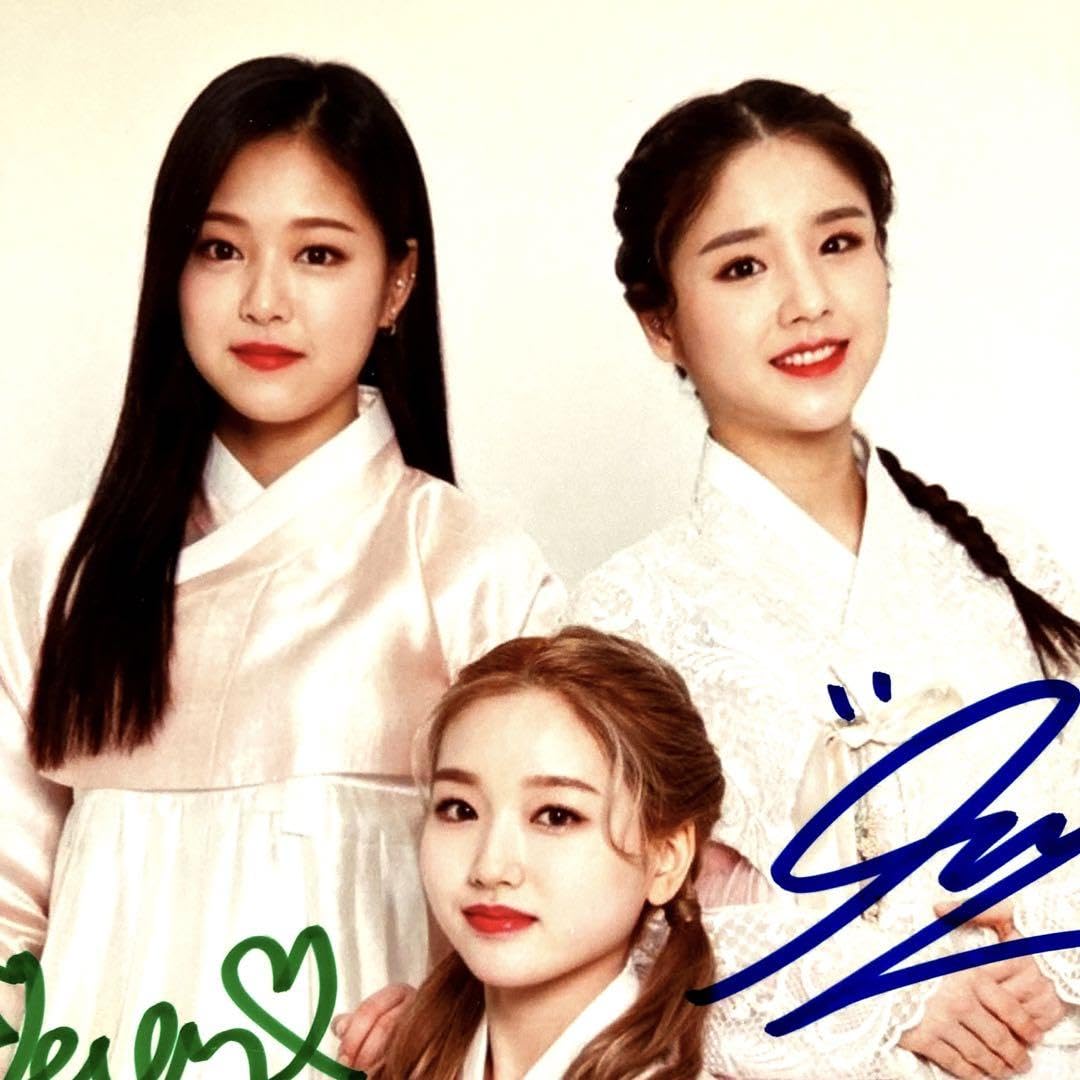 ヒョンジンとヒジンとゴウォン直筆サイン入り2Lサイズ写真…今月の少女… Amazon.co.jp: ヒョンジンとヒジンとゴウォン直筆サイン入り2L